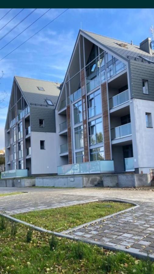 Nowoczesny Apartament Z Widokiem Na Jezioro Charzykowy Kültér fotó